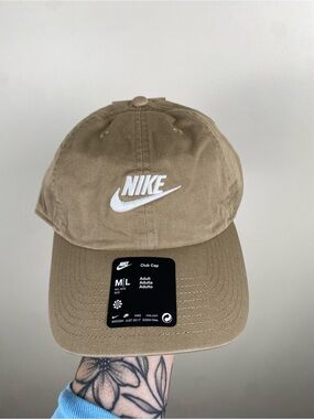 Nike Tan Club Cap - Unisex M/L